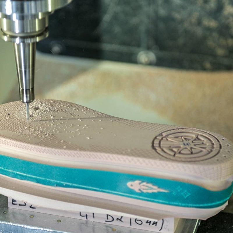 sviluppo modelli in resina di fondi per calzature